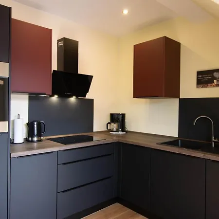 Alexander Apartman *