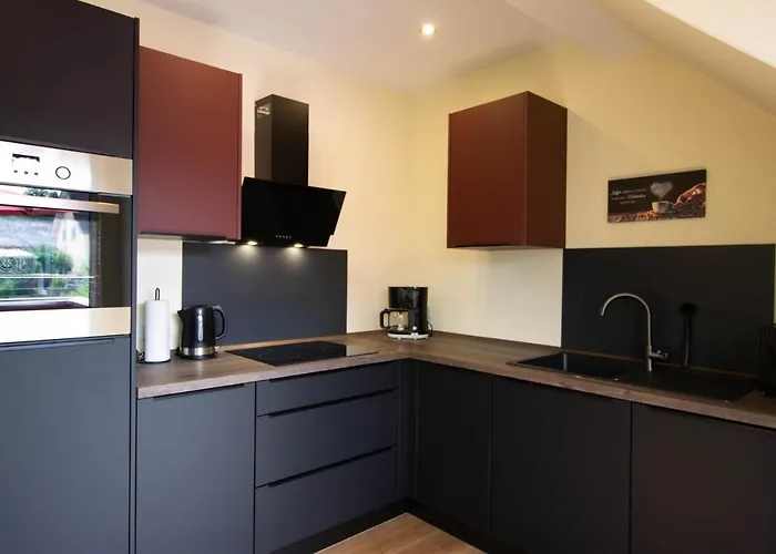 Alexander アパート *