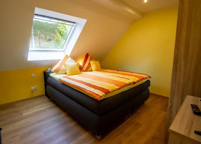 Alexander アパート *